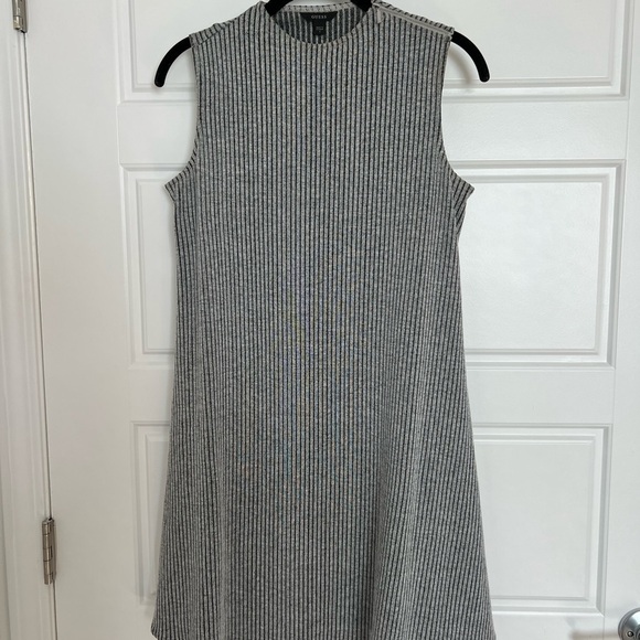 𝅺guess Women’s Gray Dress Size Small - Picture 1 of 6